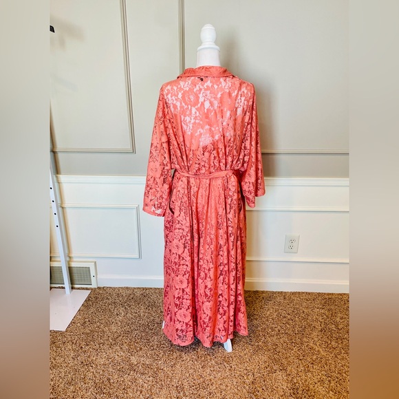 Torrid dress 5 24 / 26 Maxi Lace Button Down Pink Mauve Tie Waist Collared - Picture 3 of 5